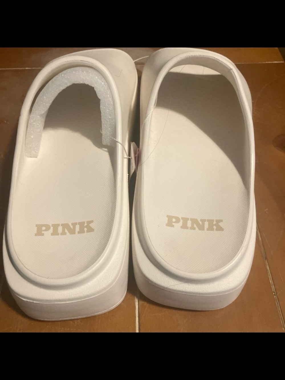 PINK Victoria's Secret White Platform Slide Sandals - Picture 4 of 6